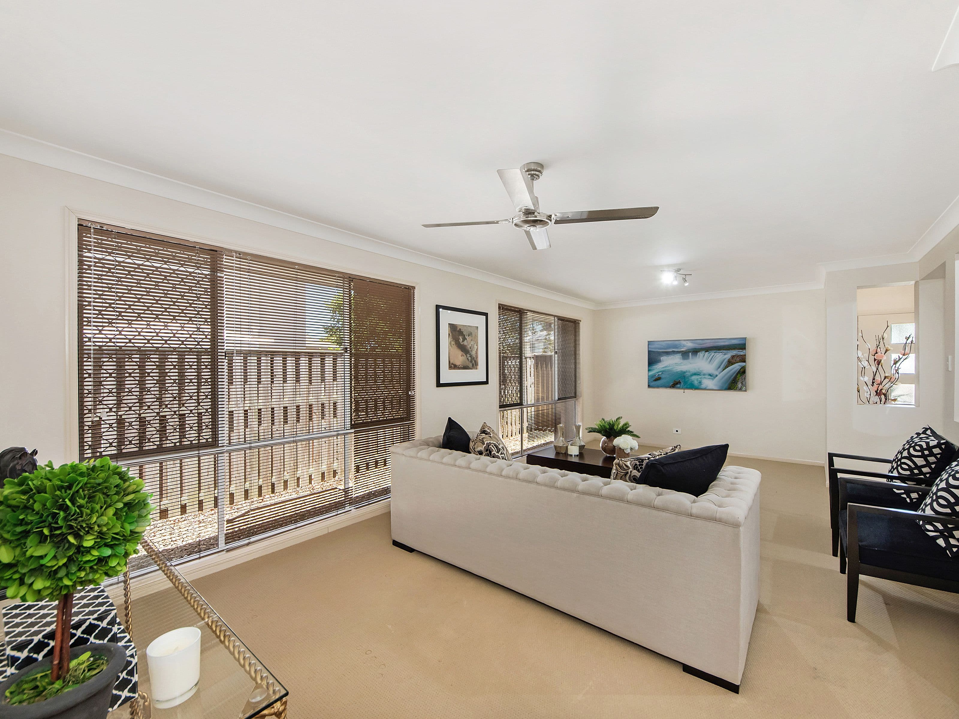 10 Aquarius Street, Reedy Creek QLD 4227, Reedy Creek - Thumbnail 2