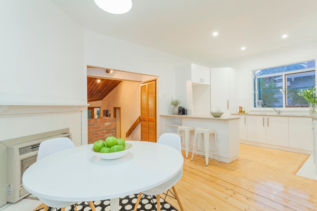 33 Camden Road, NEWTOWN VIC 3220, Newtown - Thumbnail 3