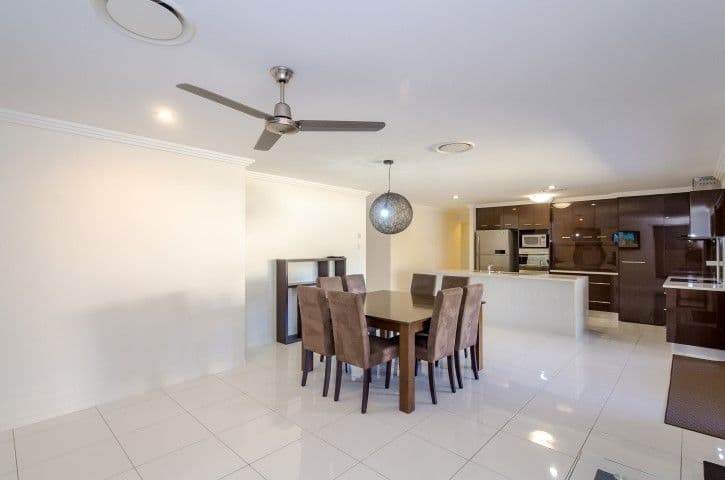 22 Bottlebrush Drive, Kirkwood QLD 4680, Kirkwood - Thumbnail 4