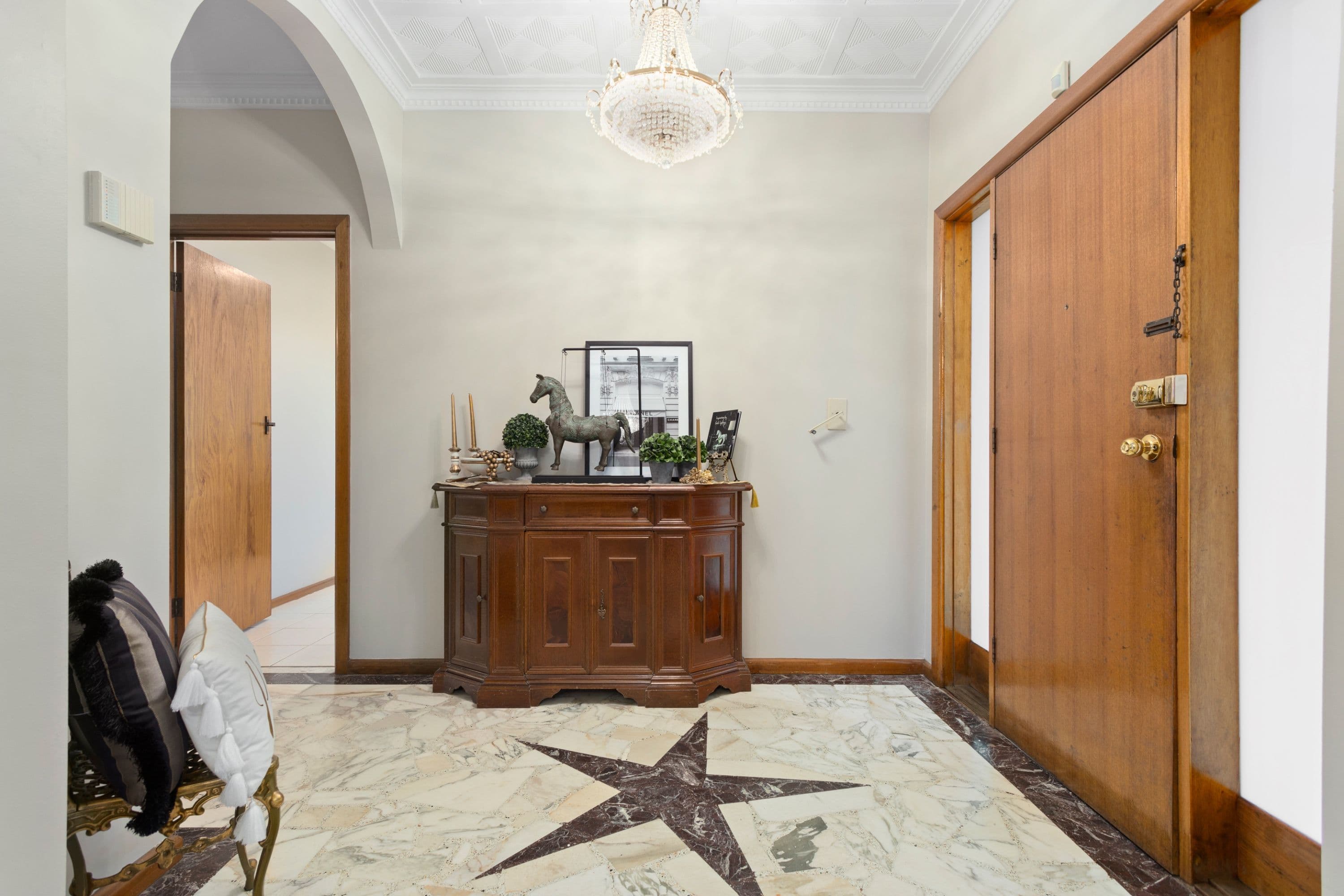 45 Duncan Road, Lalor VIC 3075, Lalor - Thumbnail 2