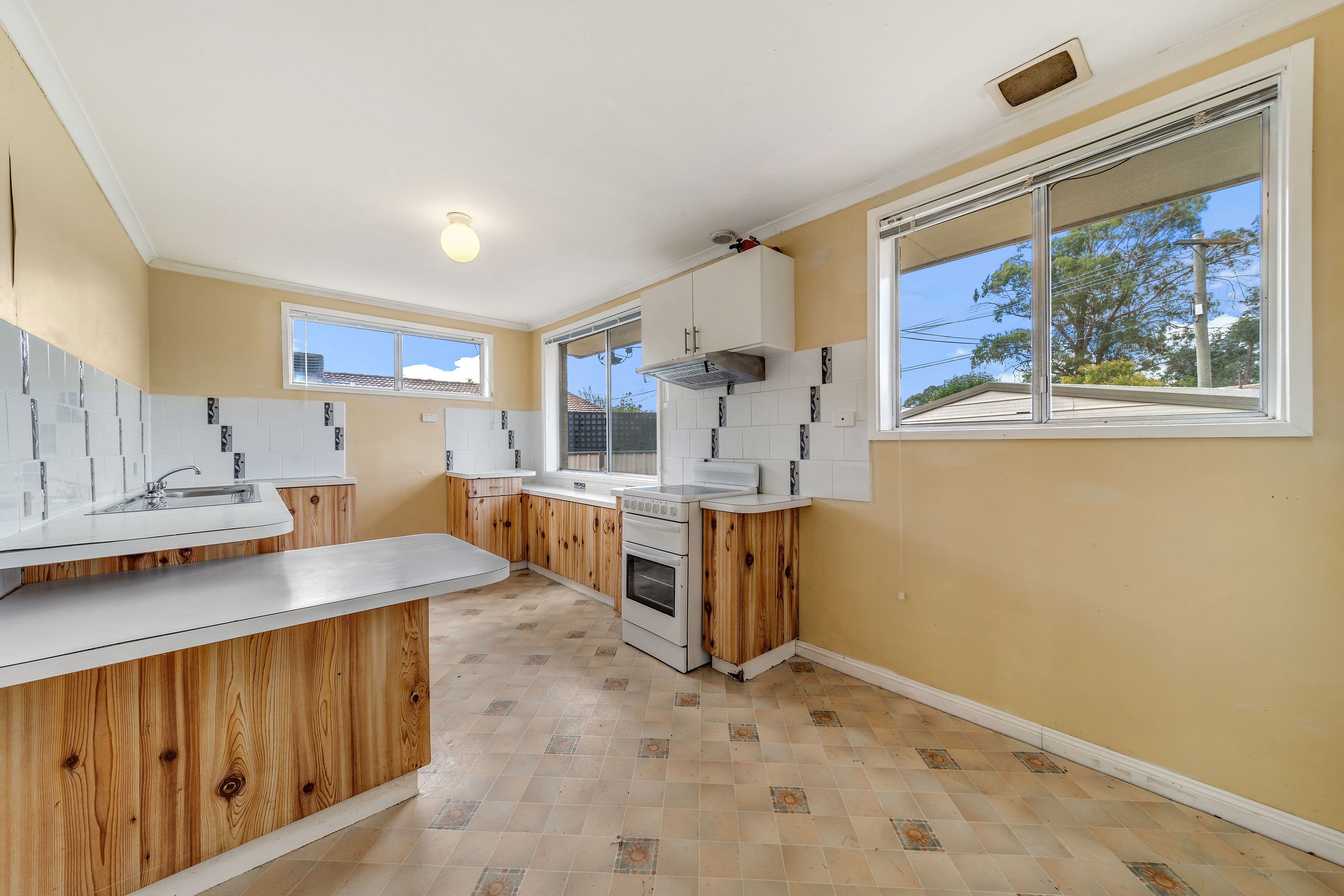 18 Milford Street, Latham ACT 2615, Latham - Thumbnail 4