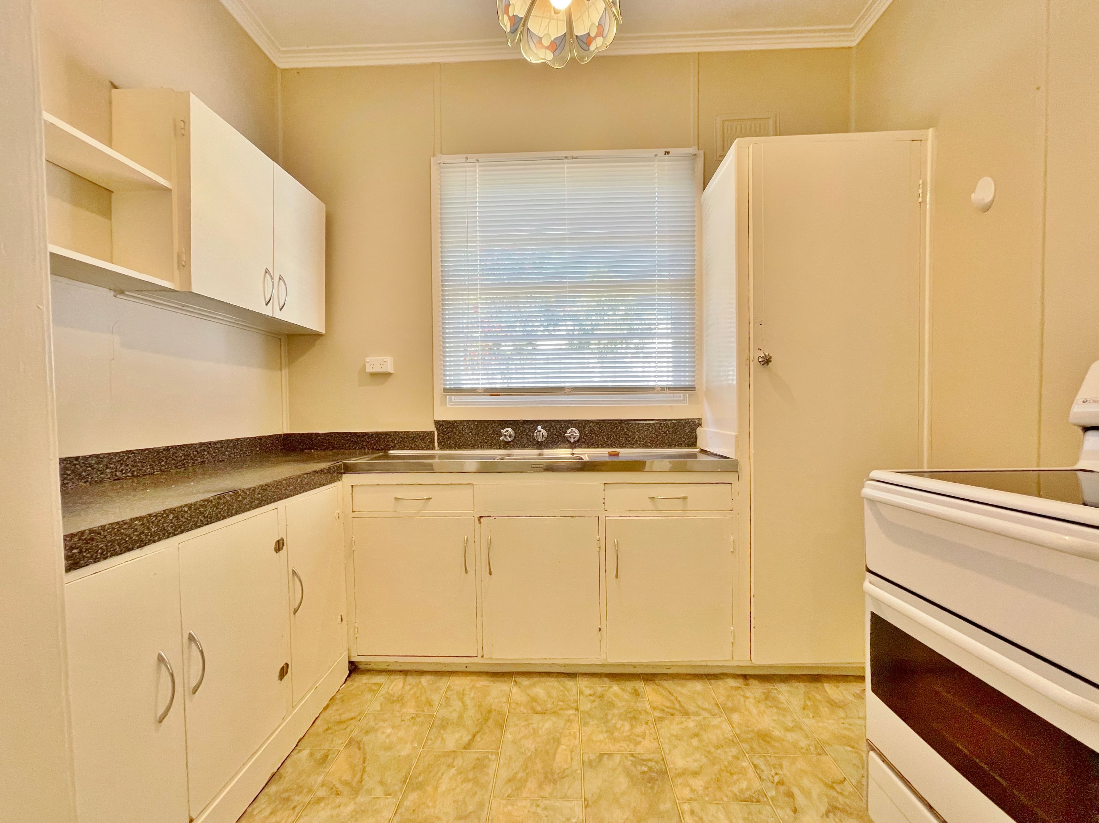 5 Stanley Street, Young NSW 2594, Young - Thumbnail 3