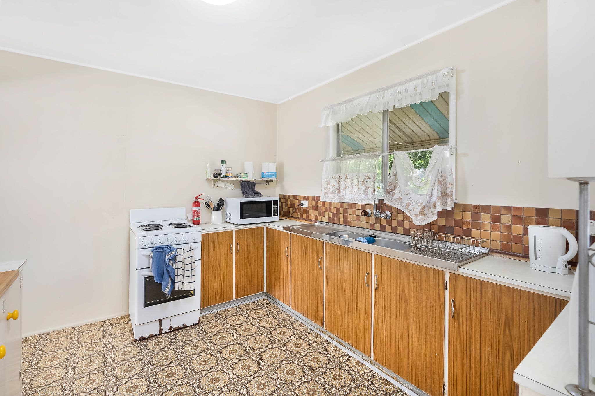 5 Helena Street, Aspley QLD 4034, Aspley - Thumbnail 2