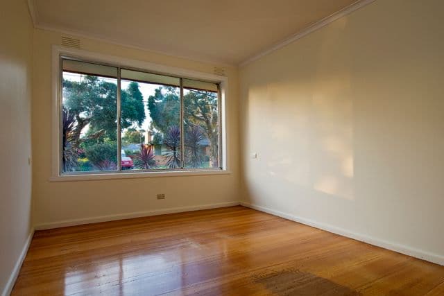 8 Rickards Avenue, KNOXFIELD VIC 3180, Knoxfield - Thumbnail 4