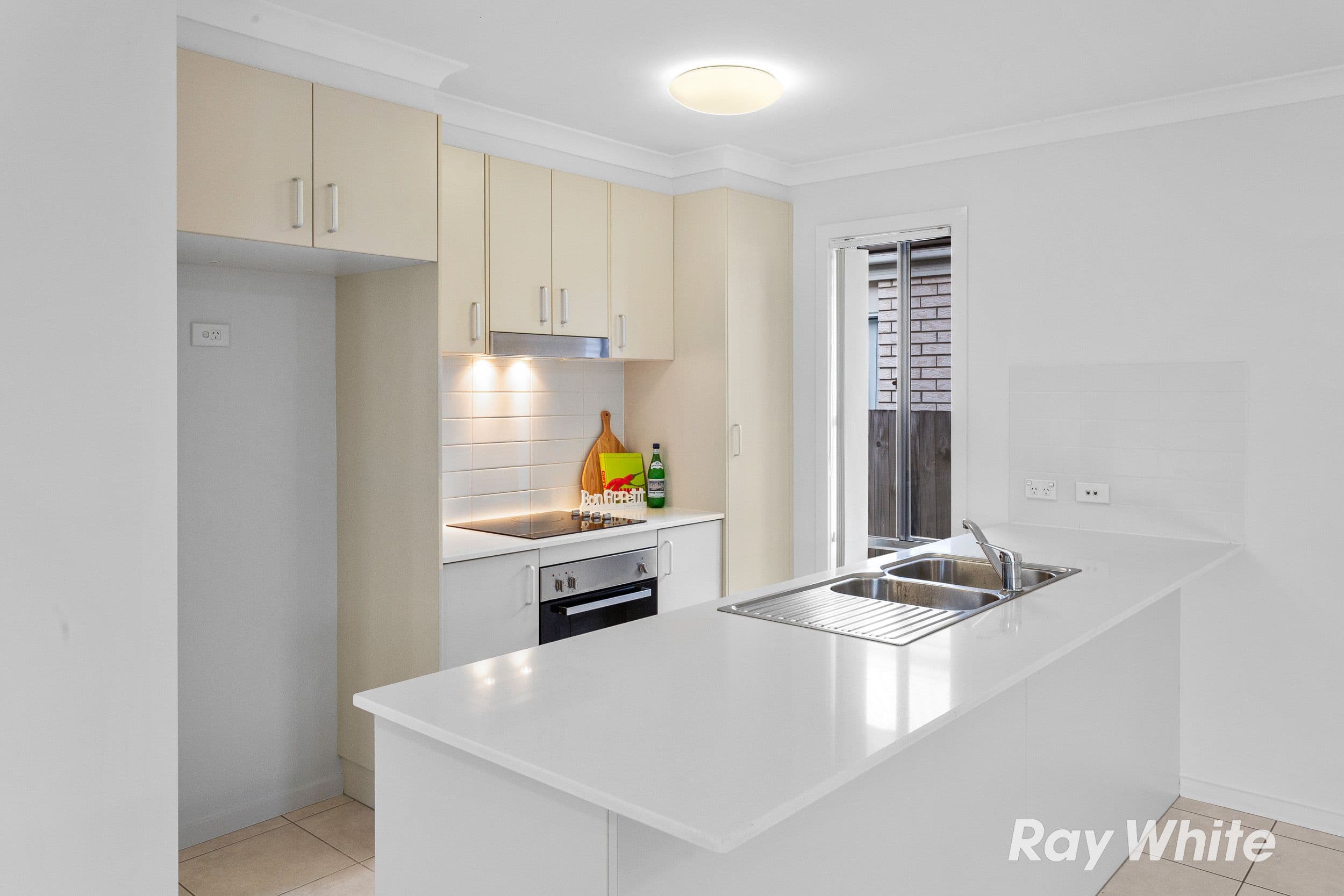7 Drewett Avenue, Redbank Plains QLD 4301, Redbank Plains - Thumbnail 2