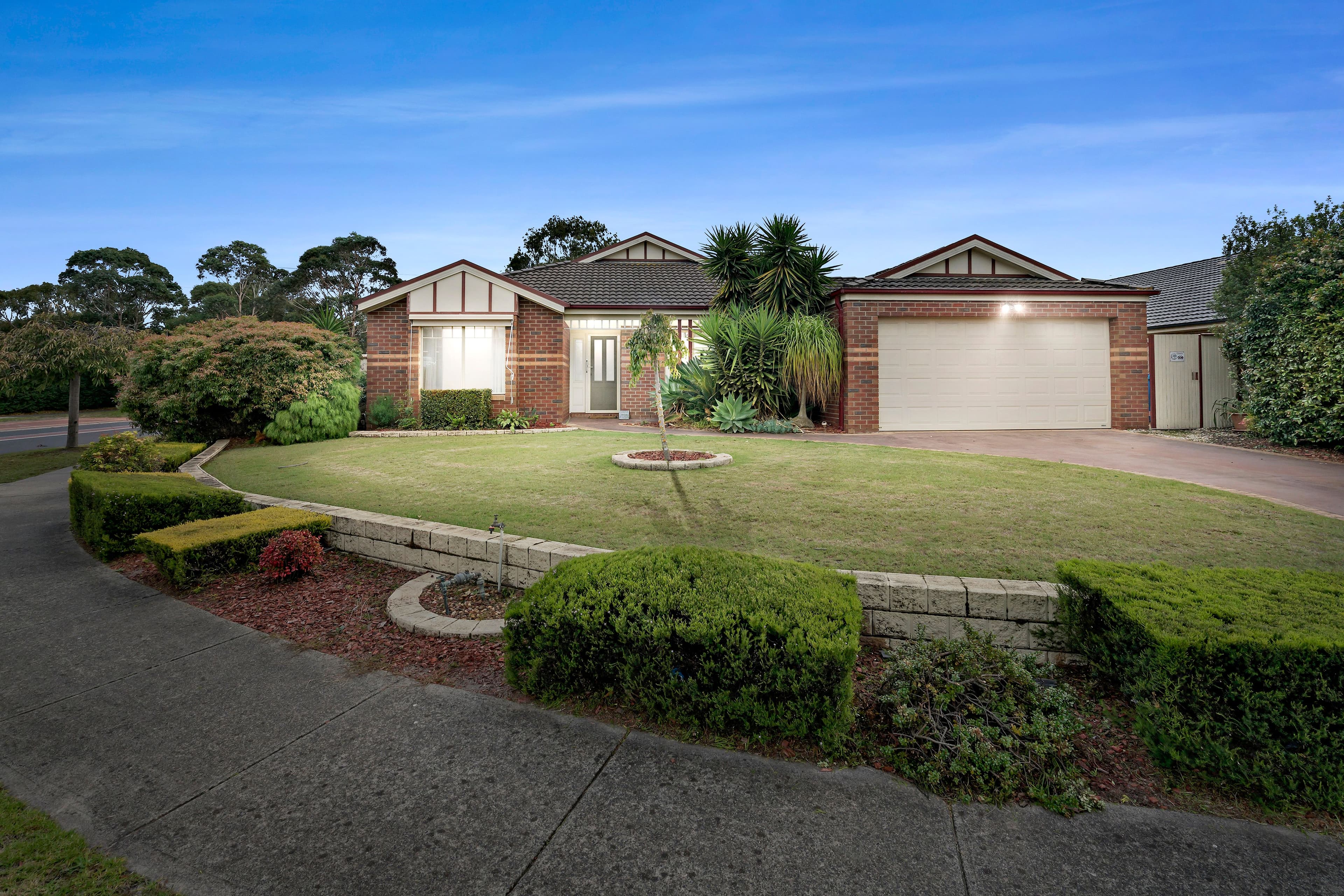 65 Cherryhills Drive, Cranbourne VIC 3977, Cranbourne - Image 1
