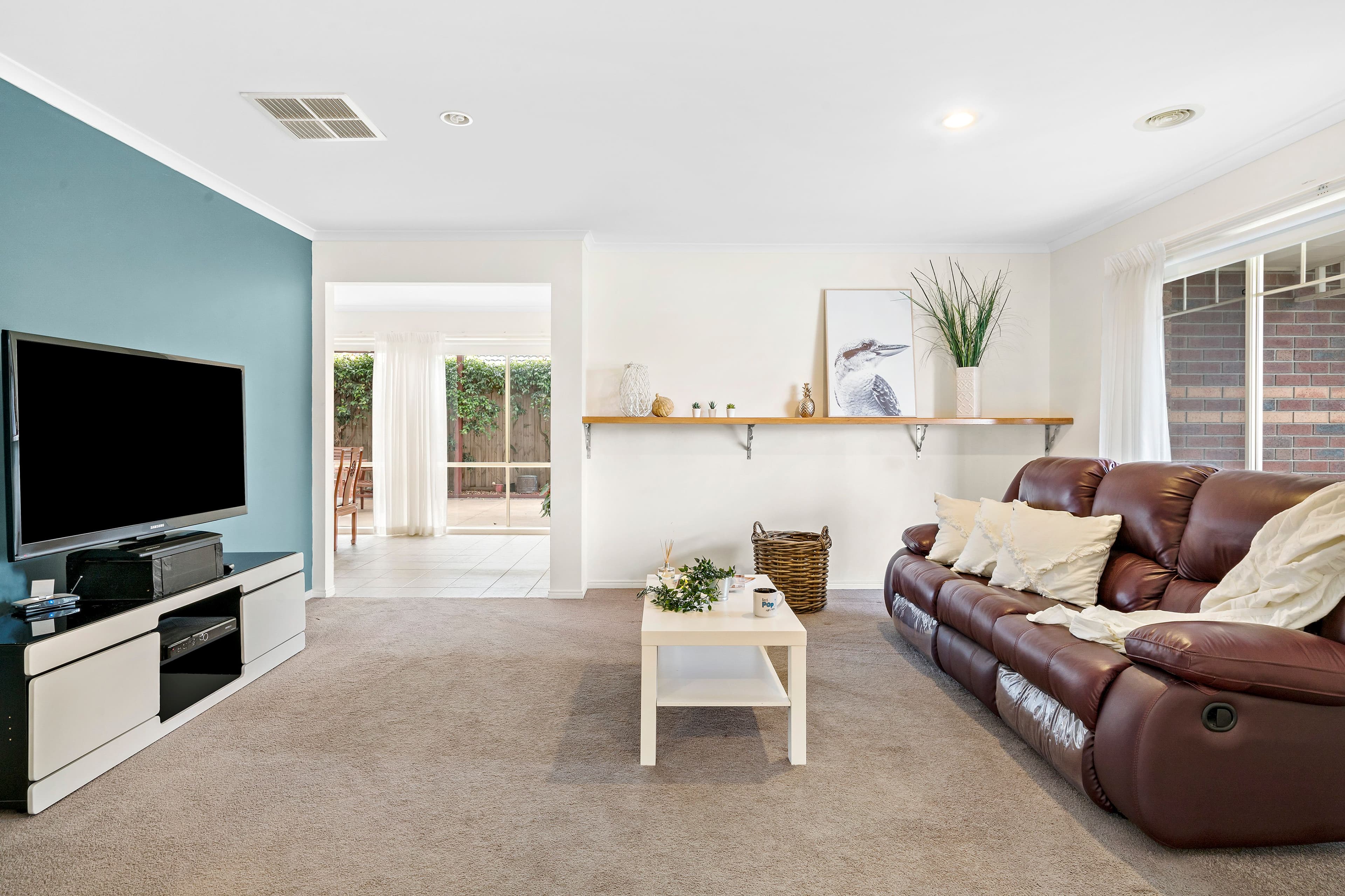 65 Cherryhills Drive, Cranbourne VIC 3977, Cranbourne - Thumbnail 7