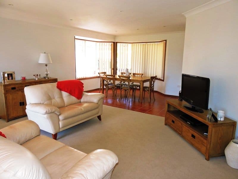 6 Jackson Street, Kariong NSW 2250, Kariong - Thumbnail 2