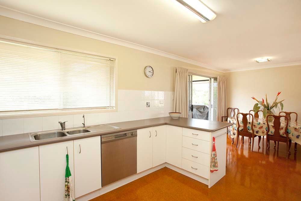42 Tandanya Street, MANSFIELD QLD 4122, Mansfield - Thumbnail 3