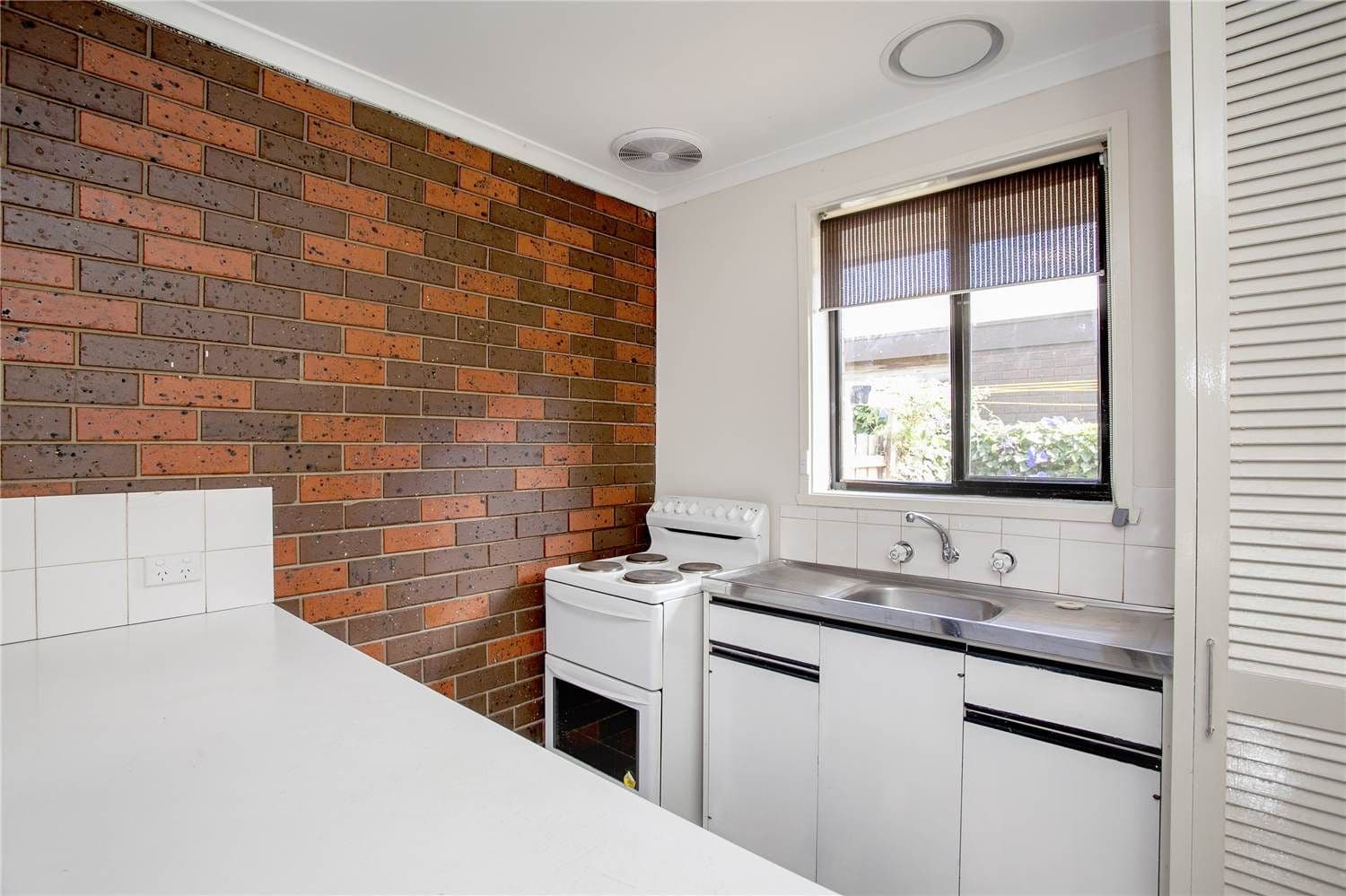 220 wilsons Road, WHITTINGTON VIC 3219, Whittington - Thumbnail 5