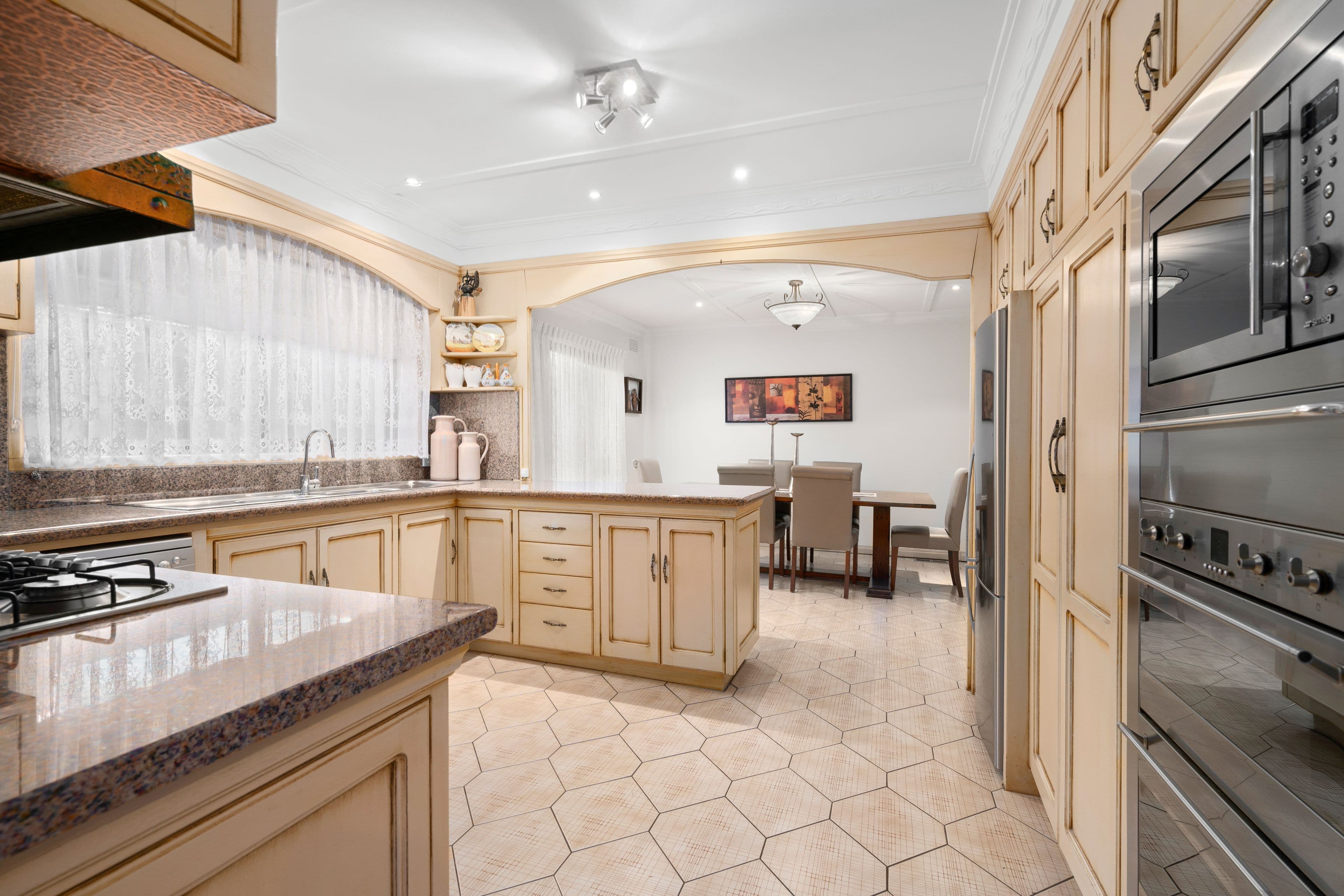 5 Ashbrook Circuit, Bundoora VIC 3083, Bundoora - Thumbnail 3