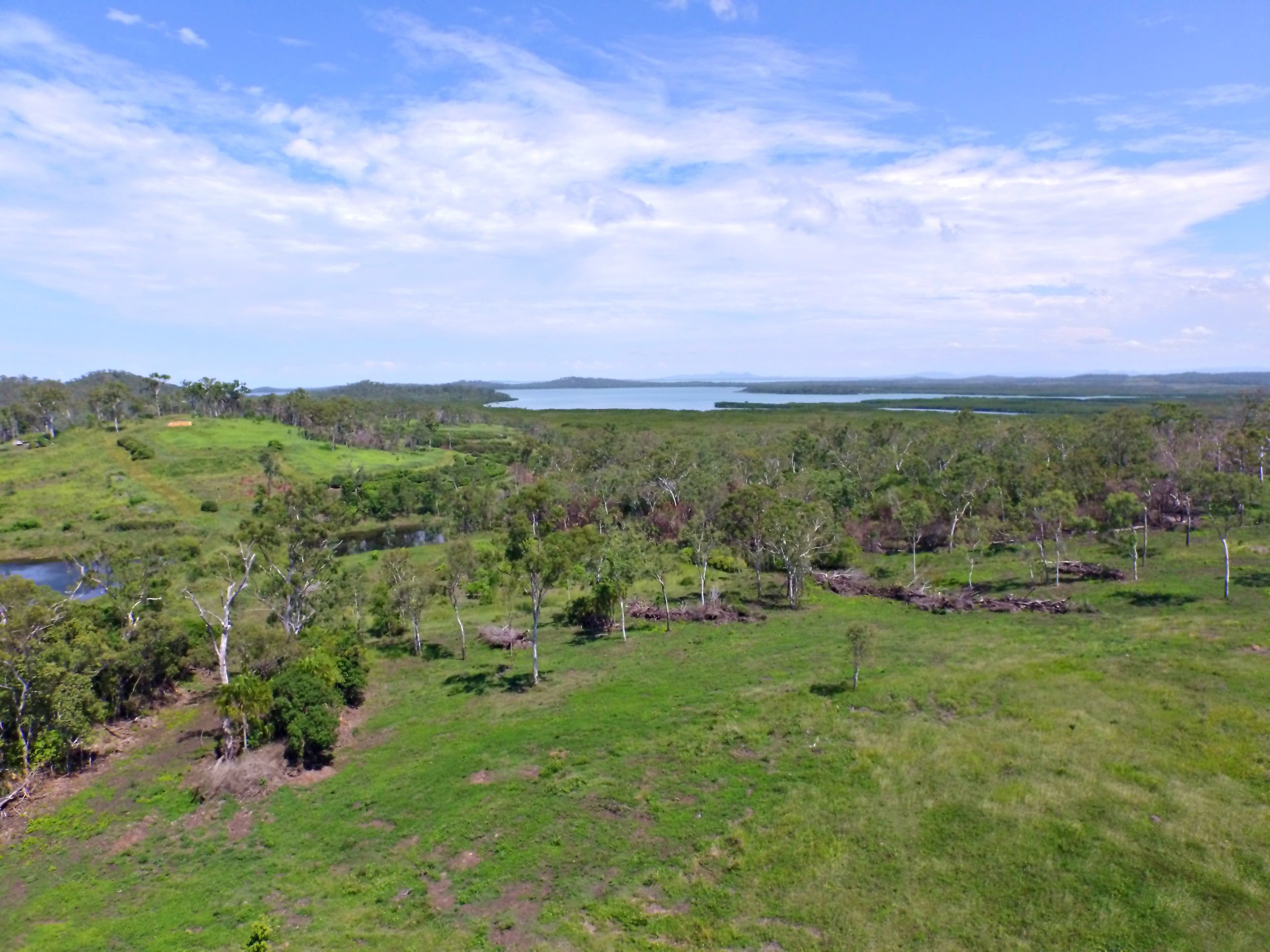 896 Sarina Beach Road, Sarina Beach QLD 4737, Sarina - Thumbnail 2