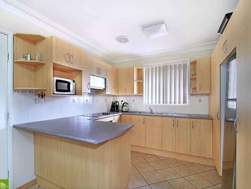 7 Mirrabooka Road, LAKE HEIGHTS NSW 2502, Lake Heights - Thumbnail 3