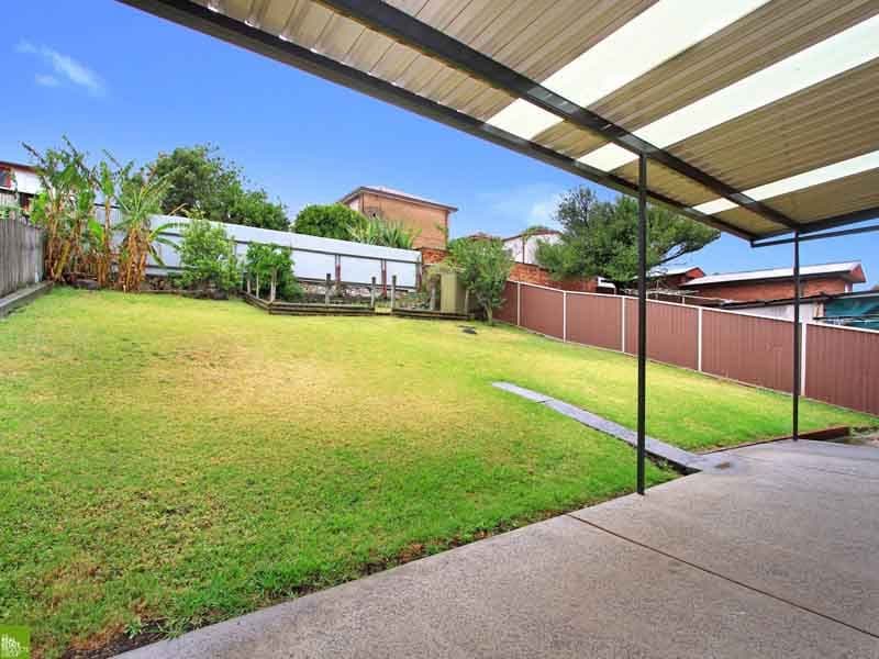 7 Mirrabooka Road, LAKE HEIGHTS NSW 2502, Lake Heights - Thumbnail 5