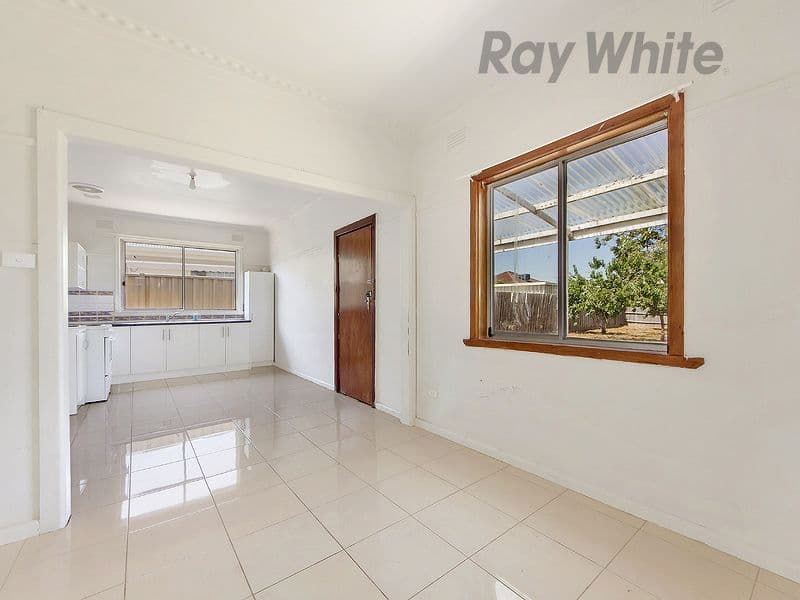 143 Taylors Road, St Albans VIC 3021, St Albans - Thumbnail 2