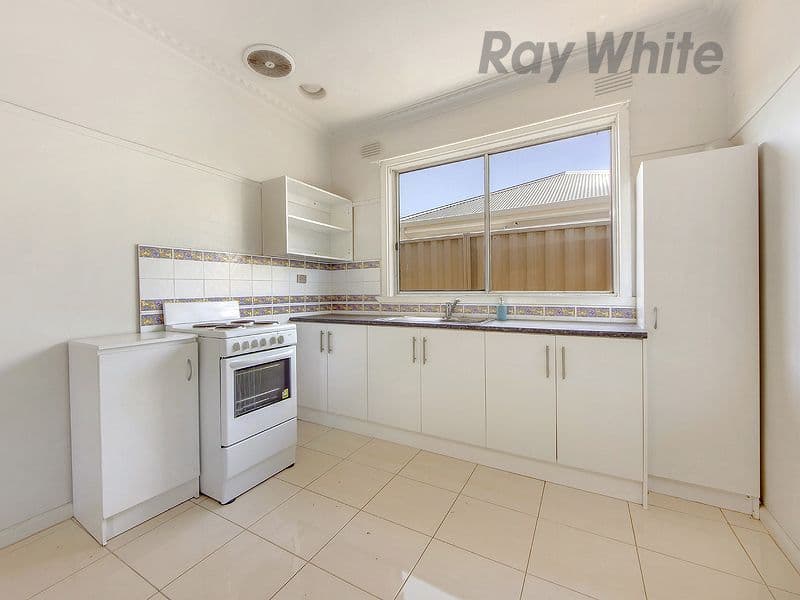 143 Taylors Road, St Albans VIC 3021, St Albans - Thumbnail 3