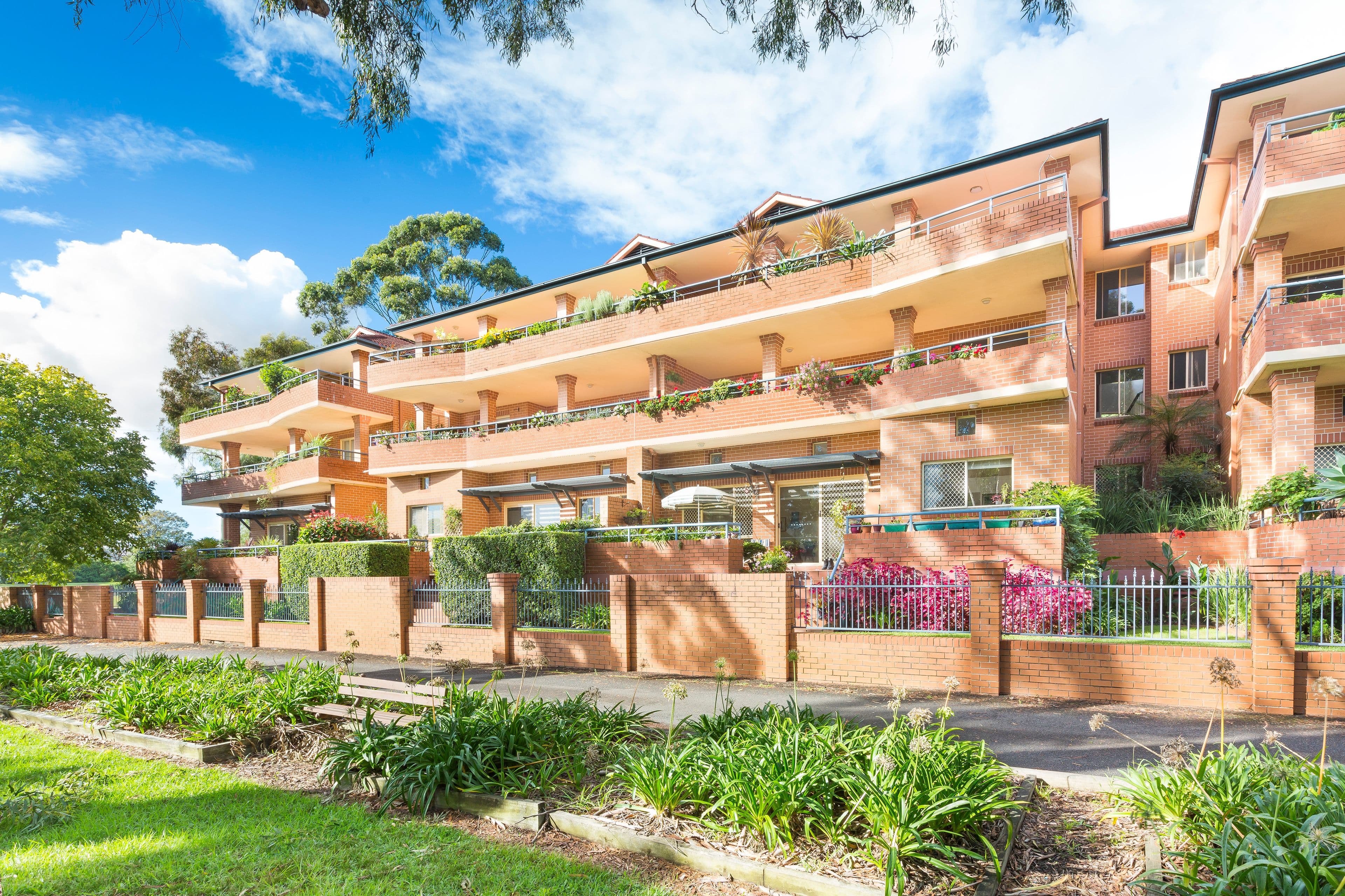 206-208 Willarong Road, Caringbah NSW 2229, Caringbah - Thumbnail 2