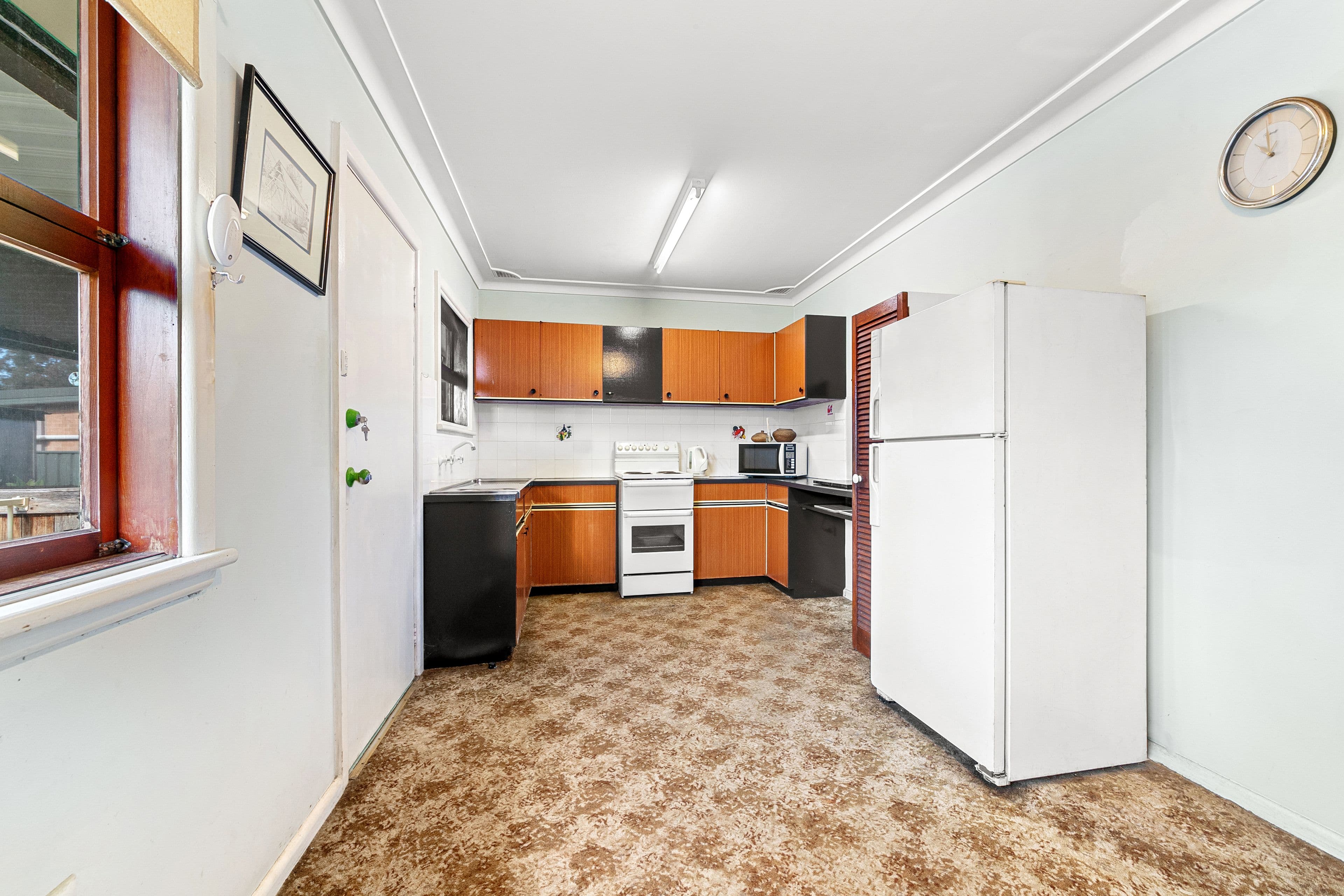 10 Noela Place, Budgewoi NSW 2262, Budgewoi - Thumbnail 3