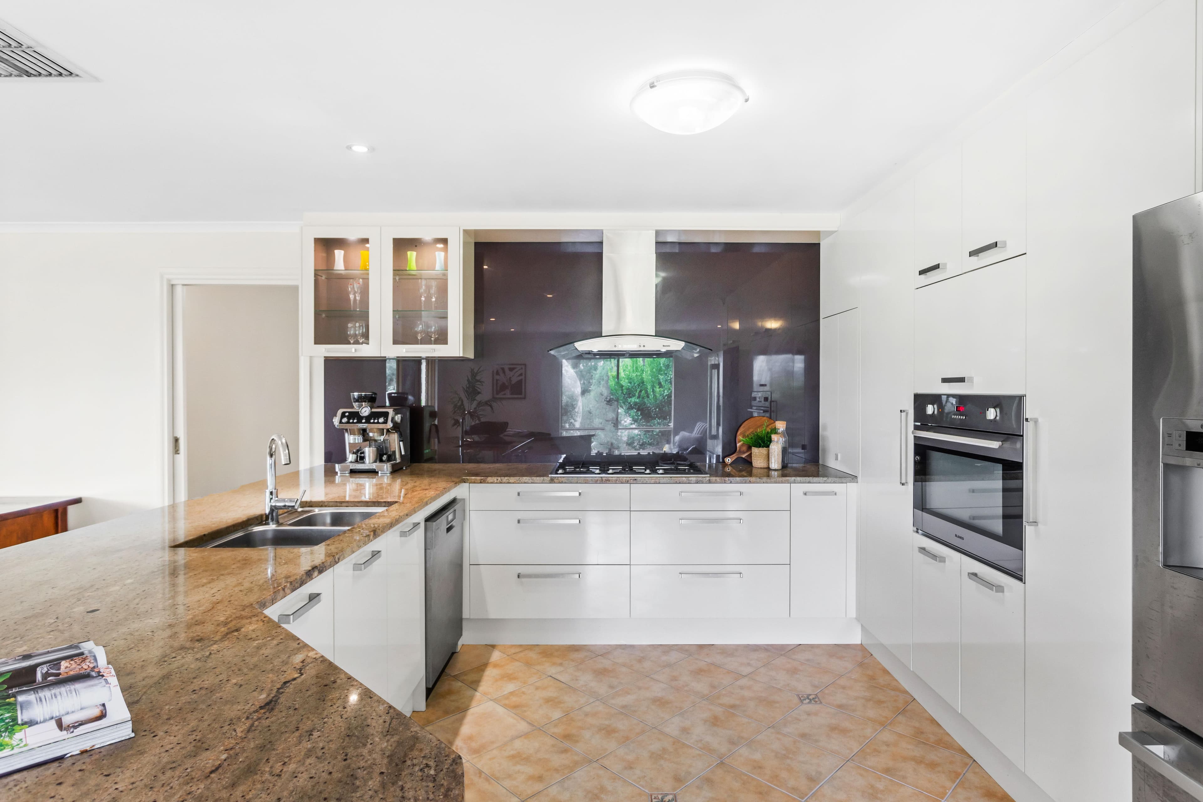 2 Crowsnest Court, Coromandel Valley SA 5051, Coromandel Valley - Thumbnail 6