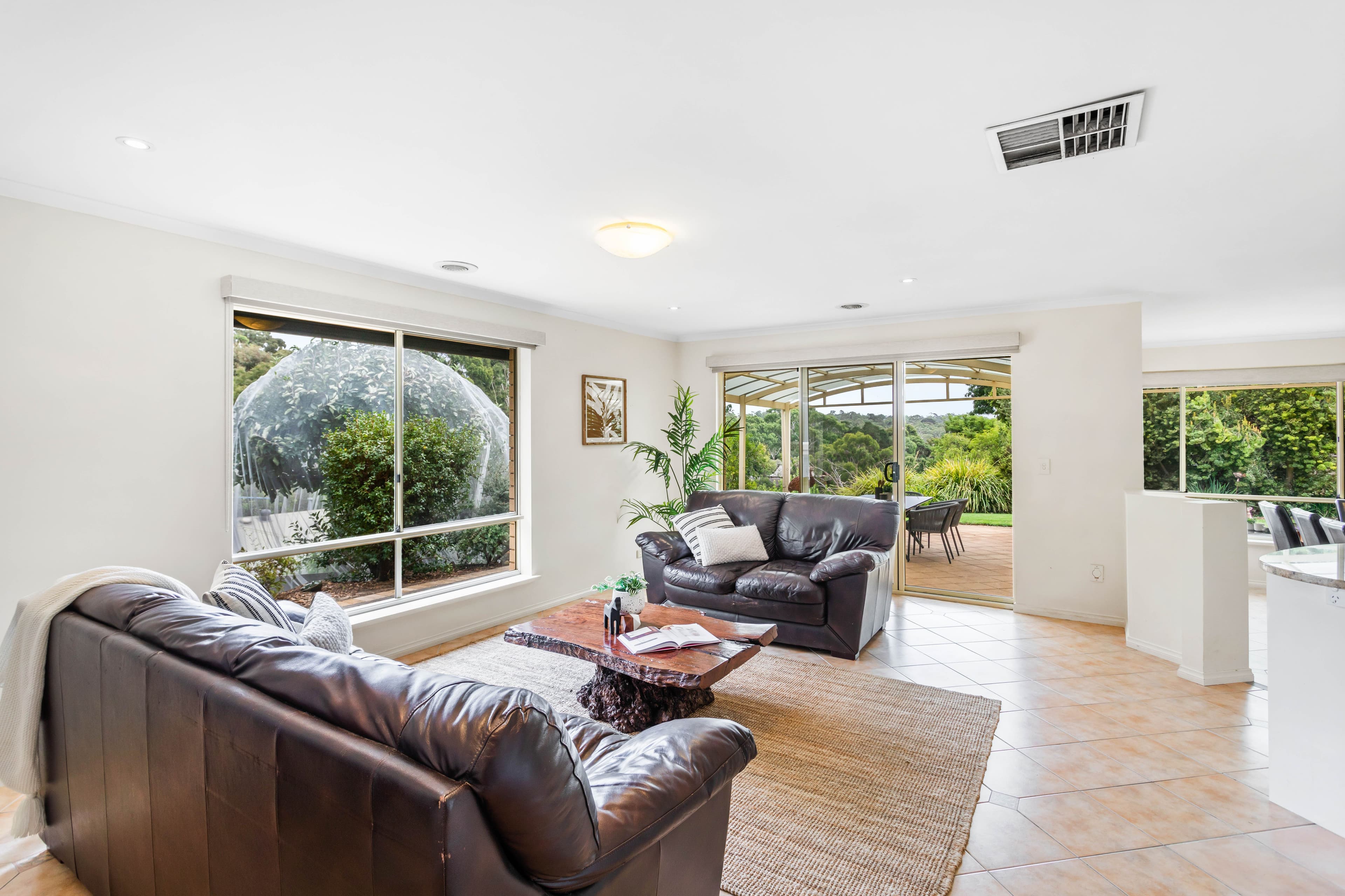 2 Crowsnest Court, Coromandel Valley SA 5051, Coromandel Valley - Thumbnail 7