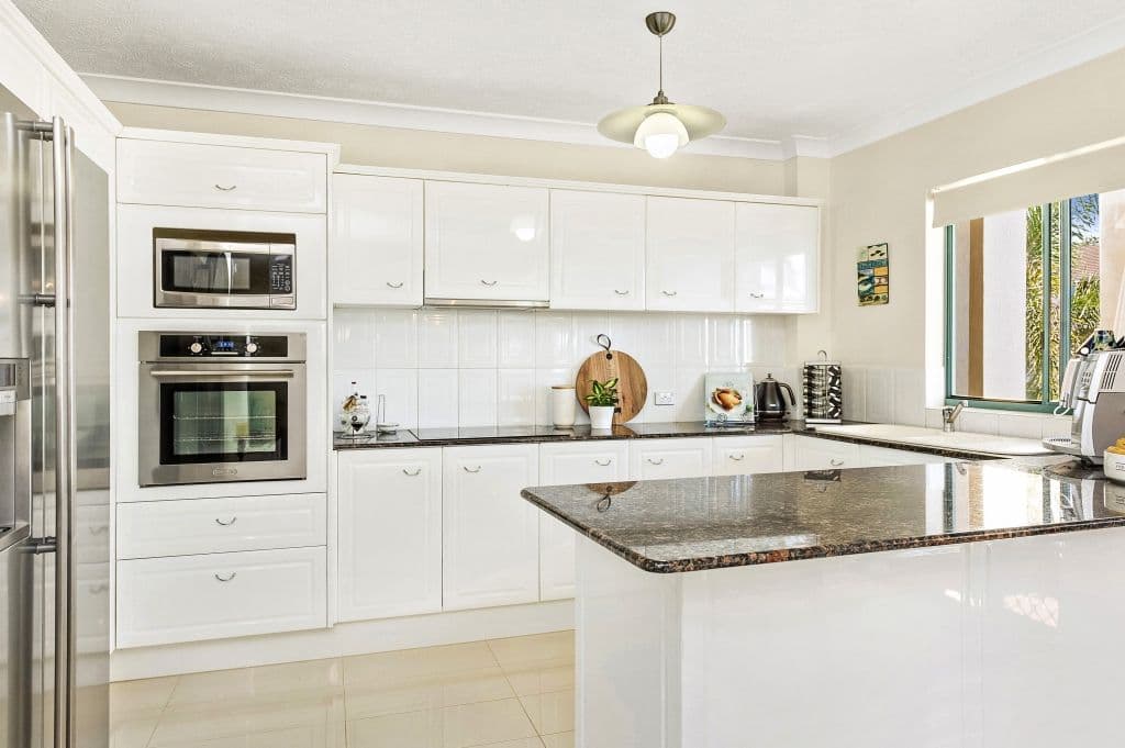 2 Graham Street, Bilinga QLD 4225, Bilinga - Thumbnail 2