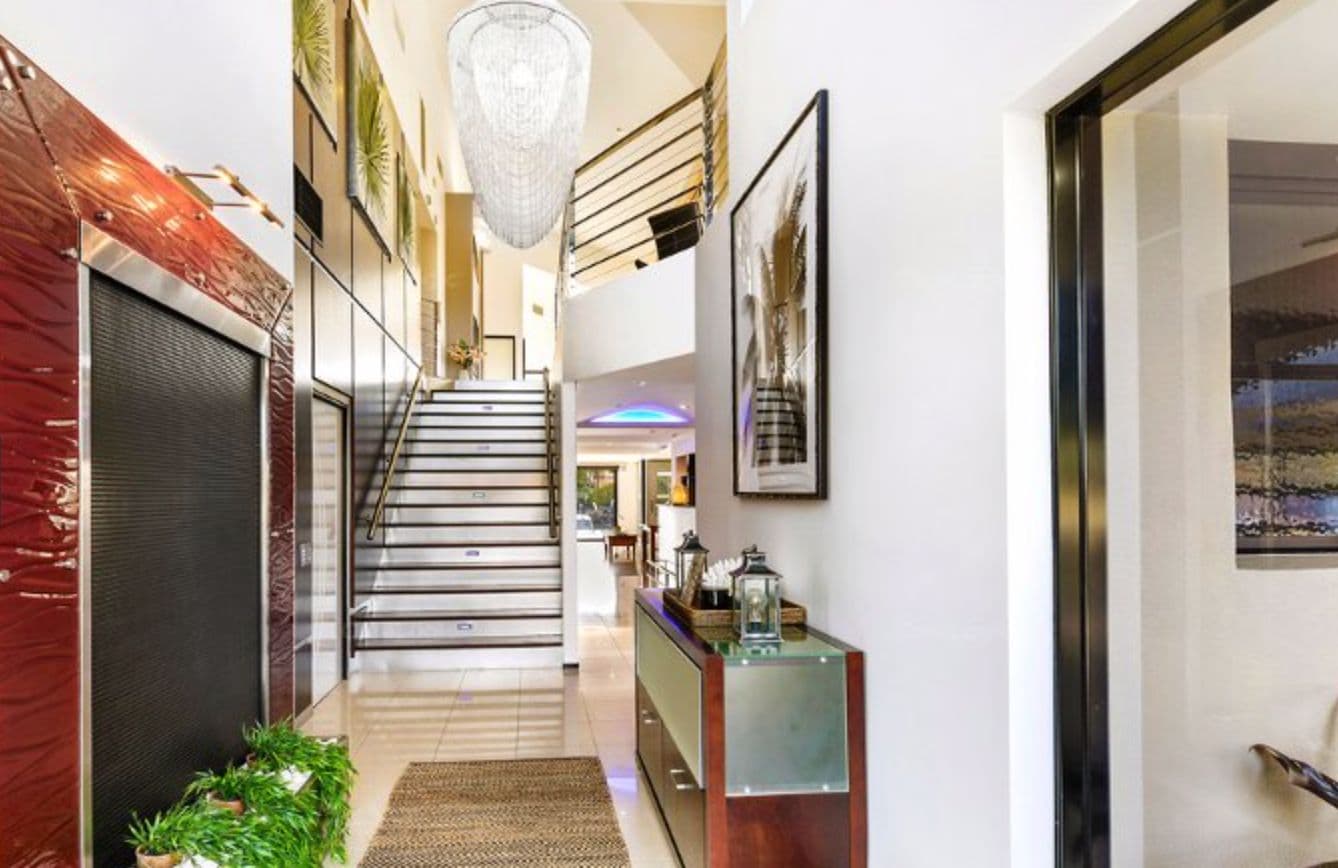 24 Daru Avenue, Runaway Bay QLD 4216, Runaway Bay - Thumbnail 2