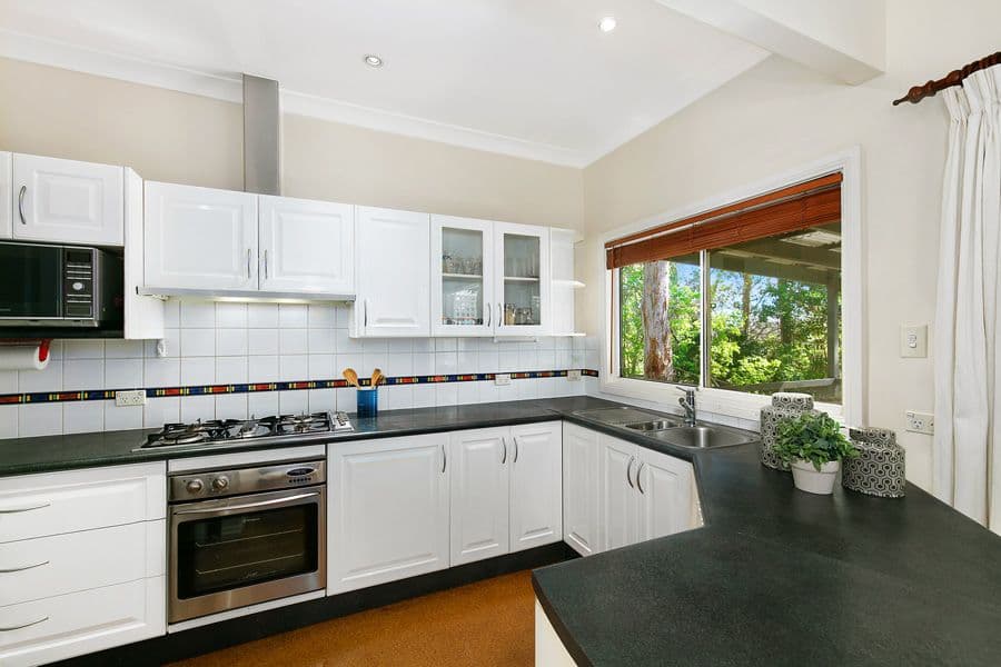14 Osborn Road, Normanhurst - Thumbnail 5