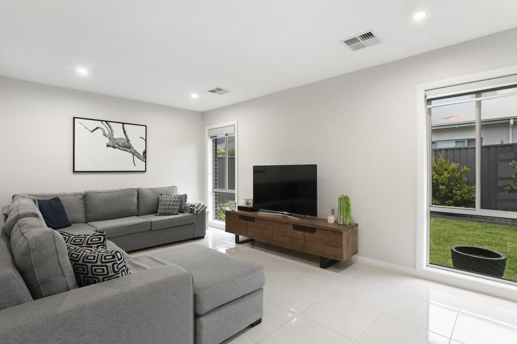 21 Phillips Avenue, Oran Park - Thumbnail 7