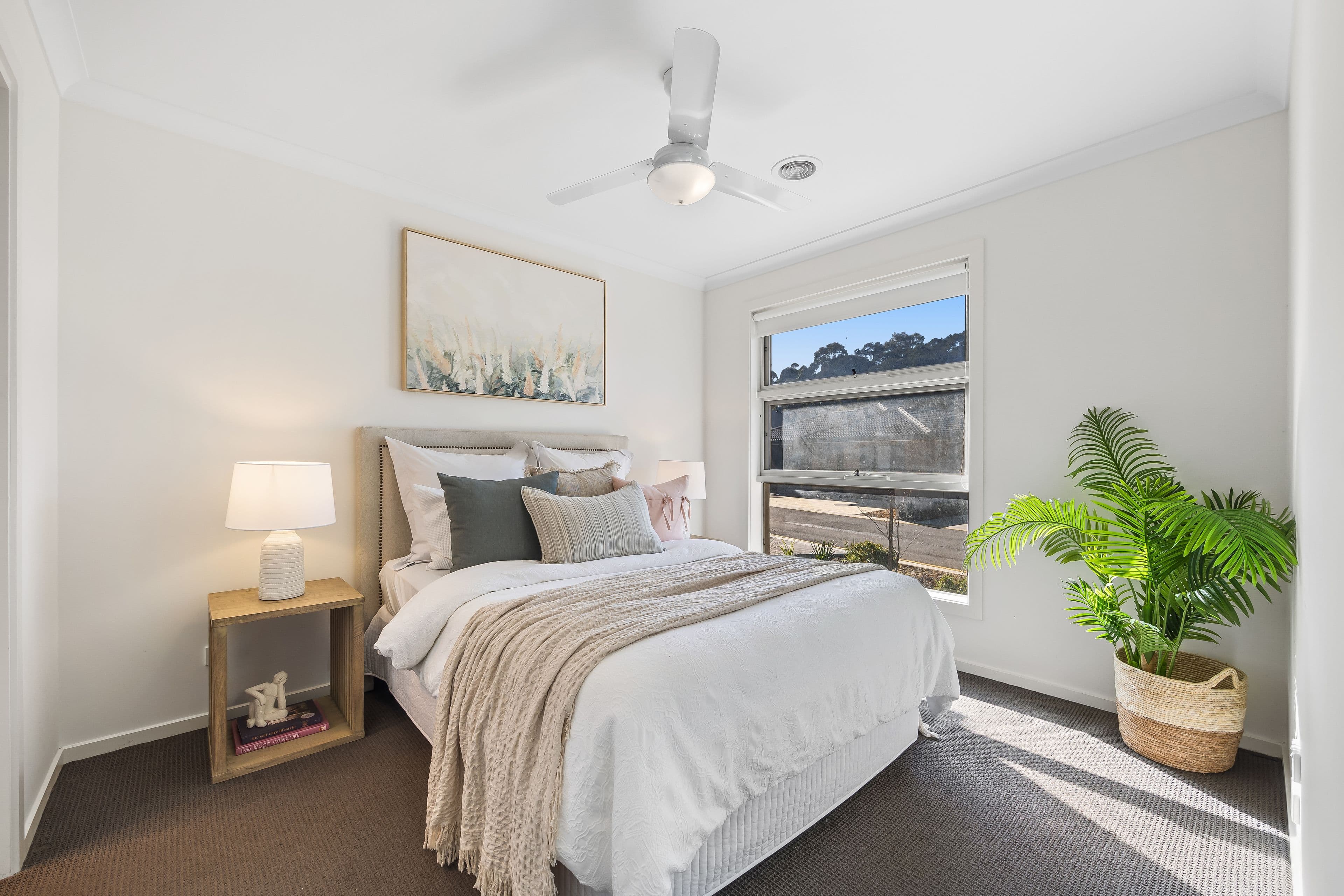 14 Fairy Wren Circuit, Mount Clear VIC 3350, Mount Clear - Thumbnail 2