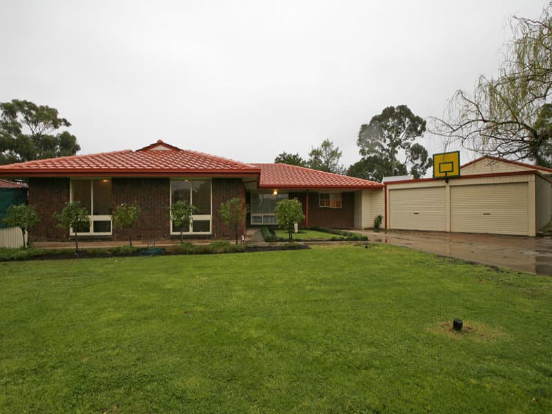10 Ogwell Crescent, Reynella East - Image 1
