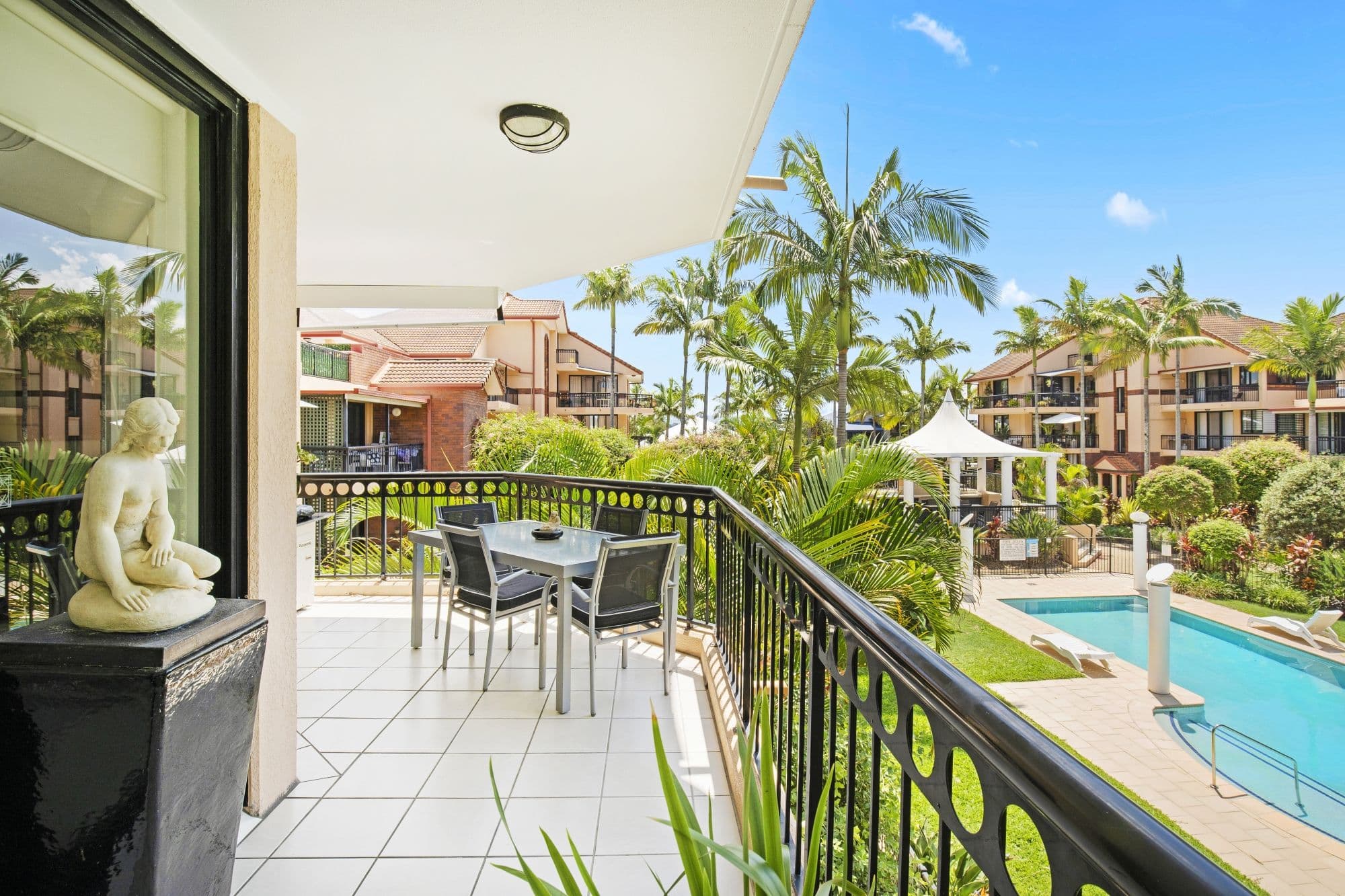 3-7 Eady Avenue, Broadbeach Waters QLD 4218, Broadbeach Waters - Thumbnail 2