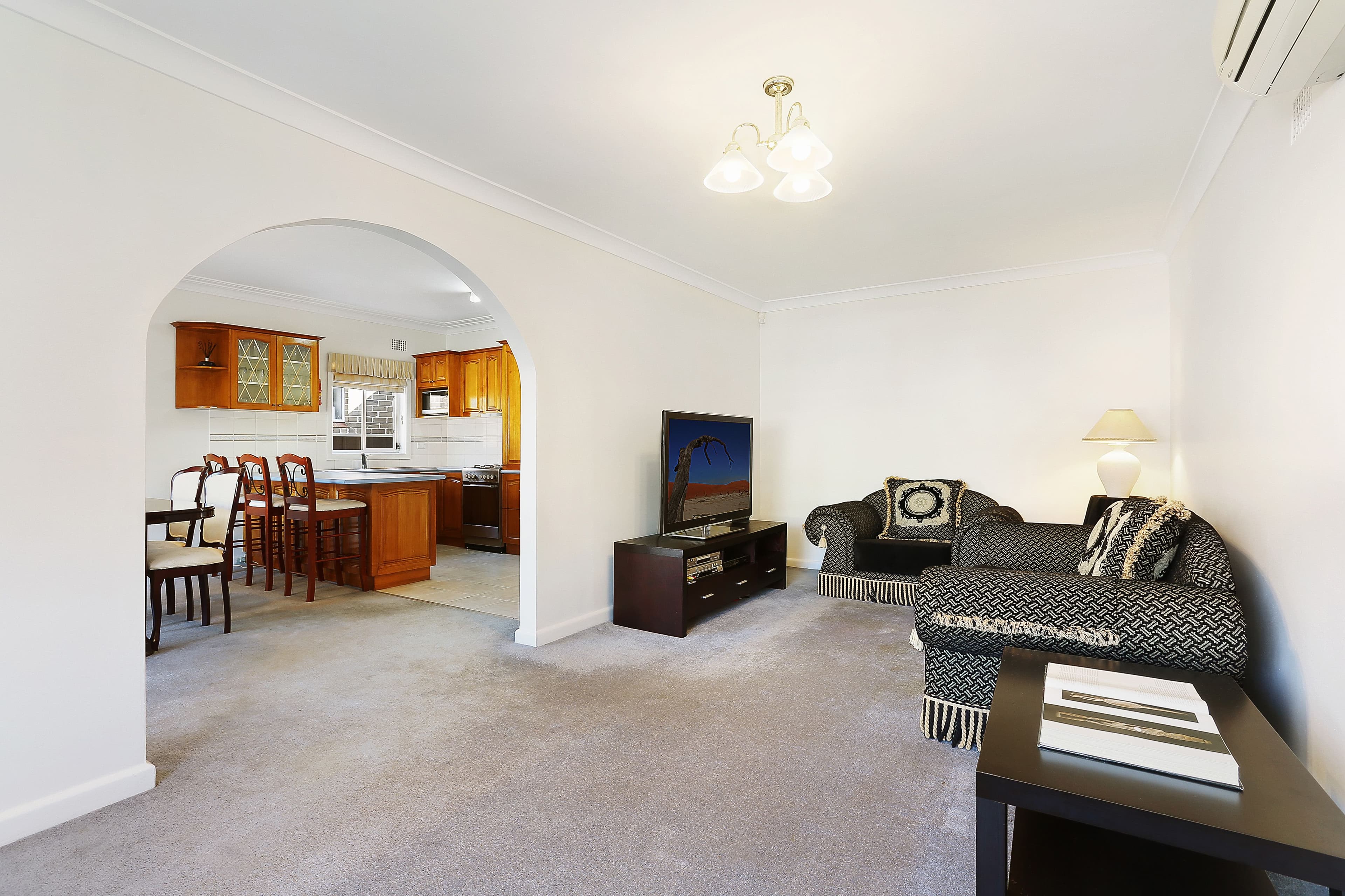 33 Frogmore Street, Mascot - Thumbnail 4