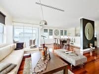 50/50 Village Drive, Breakfast Point - Image 1