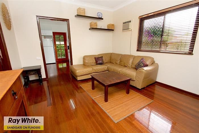 44 Wighton Street, SANDGATE QLD 4017, Sandgate - Thumbnail 3