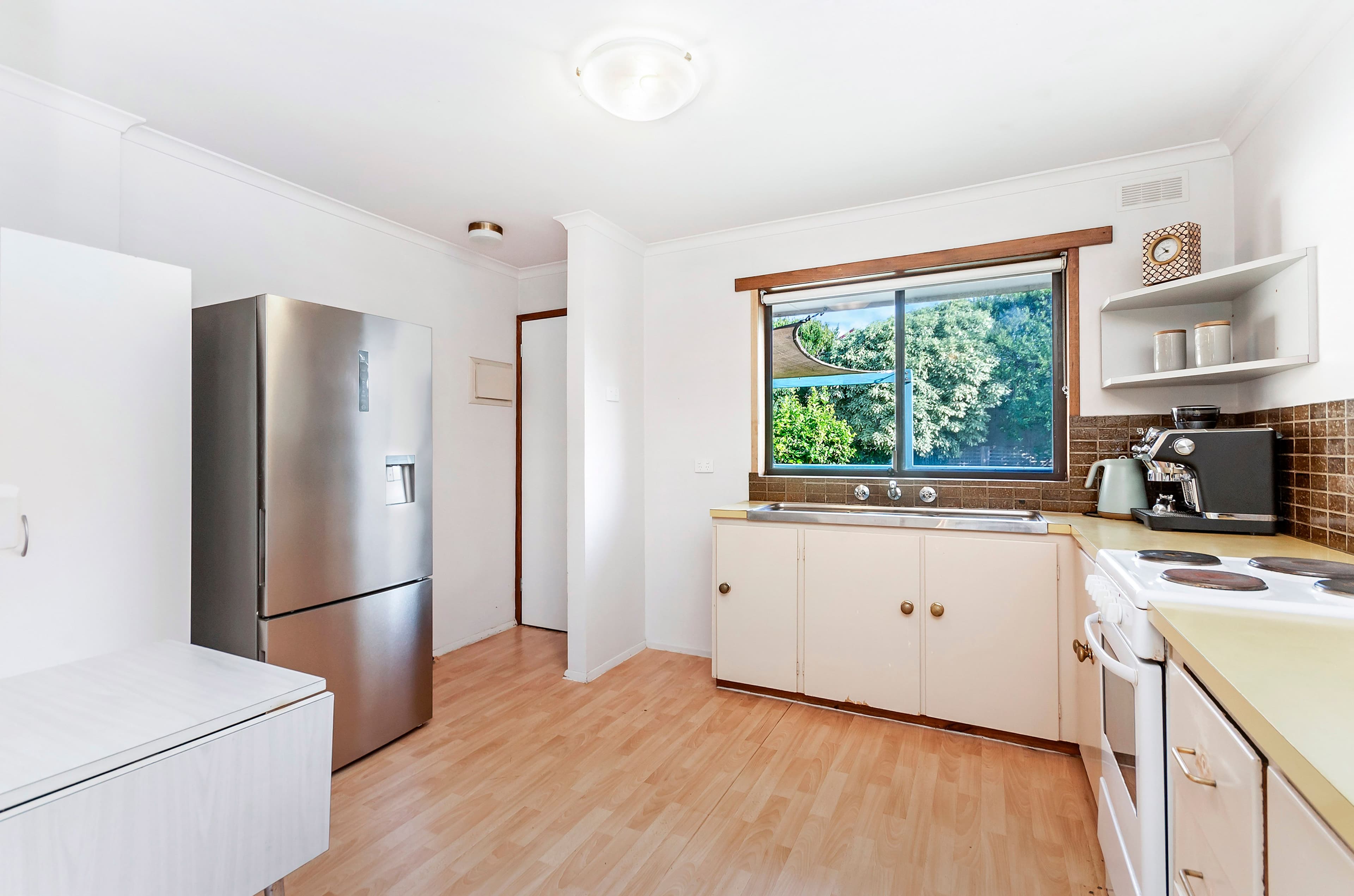 29 Gladstone Street, Warrnambool VIC 3280, Warrnambool - Thumbnail 3