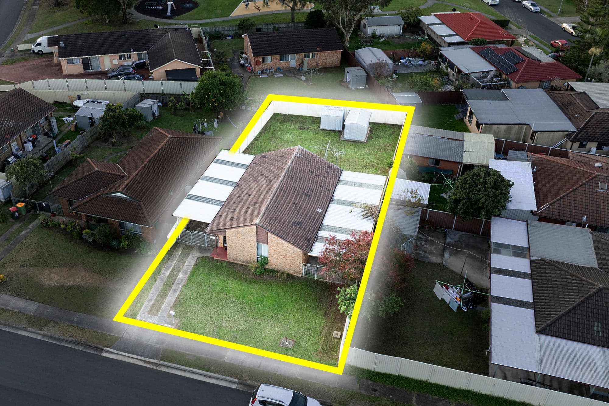 11 Glenfern Crescent, Bossley Park NSW 2176, Bossley Park - Thumbnail 6
