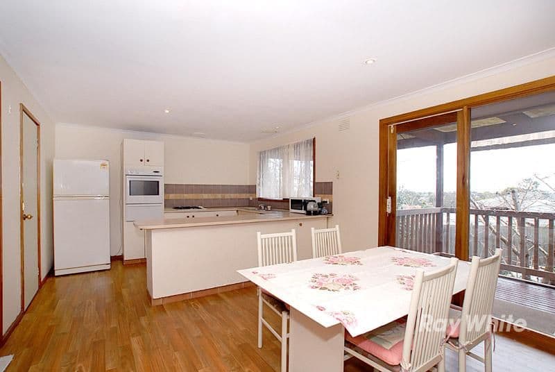 2 Peppermint Court, HAMPTON PARK VIC 3976, Hampton Park - Thumbnail 3