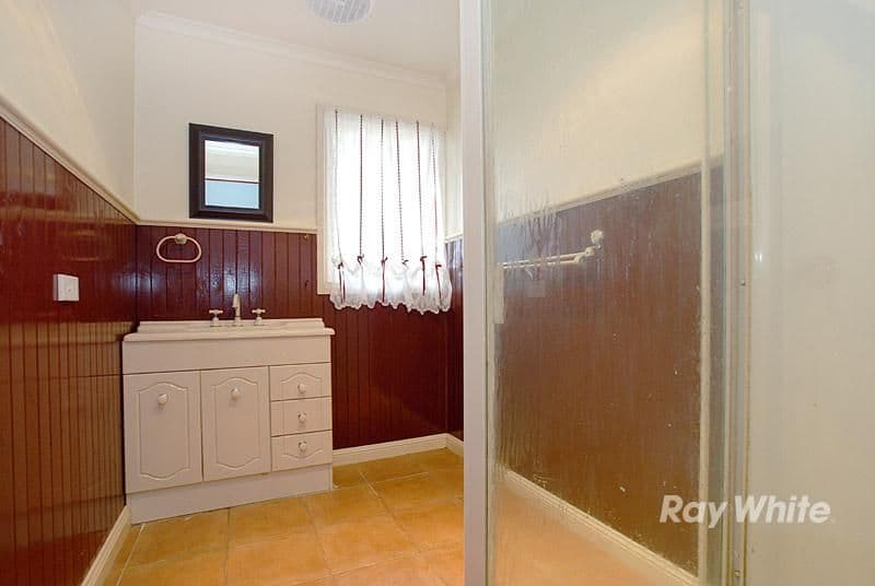 2 Peppermint Court, HAMPTON PARK VIC 3976, Hampton Park - Thumbnail 6