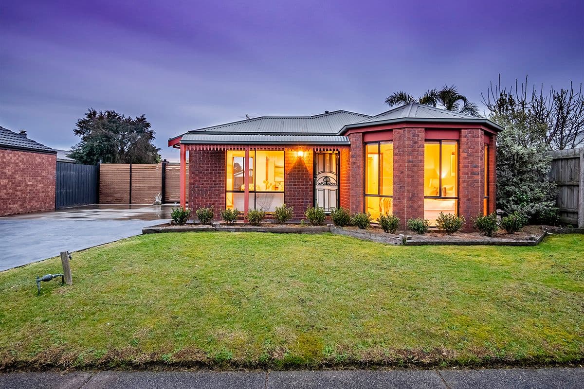 17 Mcguigan Drive, Cranbourne West VIC 3977, Cranbourne West - Image 1