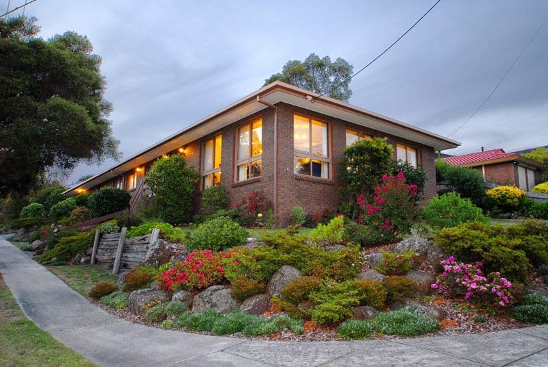 8 Cantala Drive, DONCASTER VIC 3108, Doncaster - Thumbnail 3