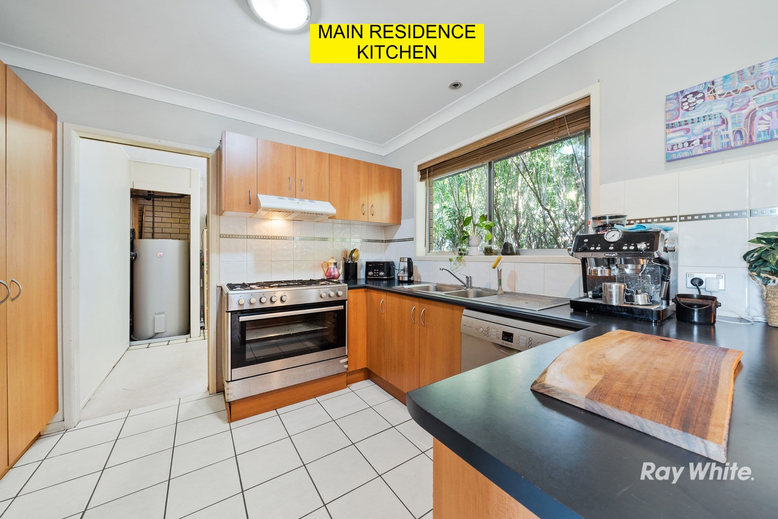 10 Lauretta Avenue, Springwood QLD 4127, Springwood - Thumbnail 7