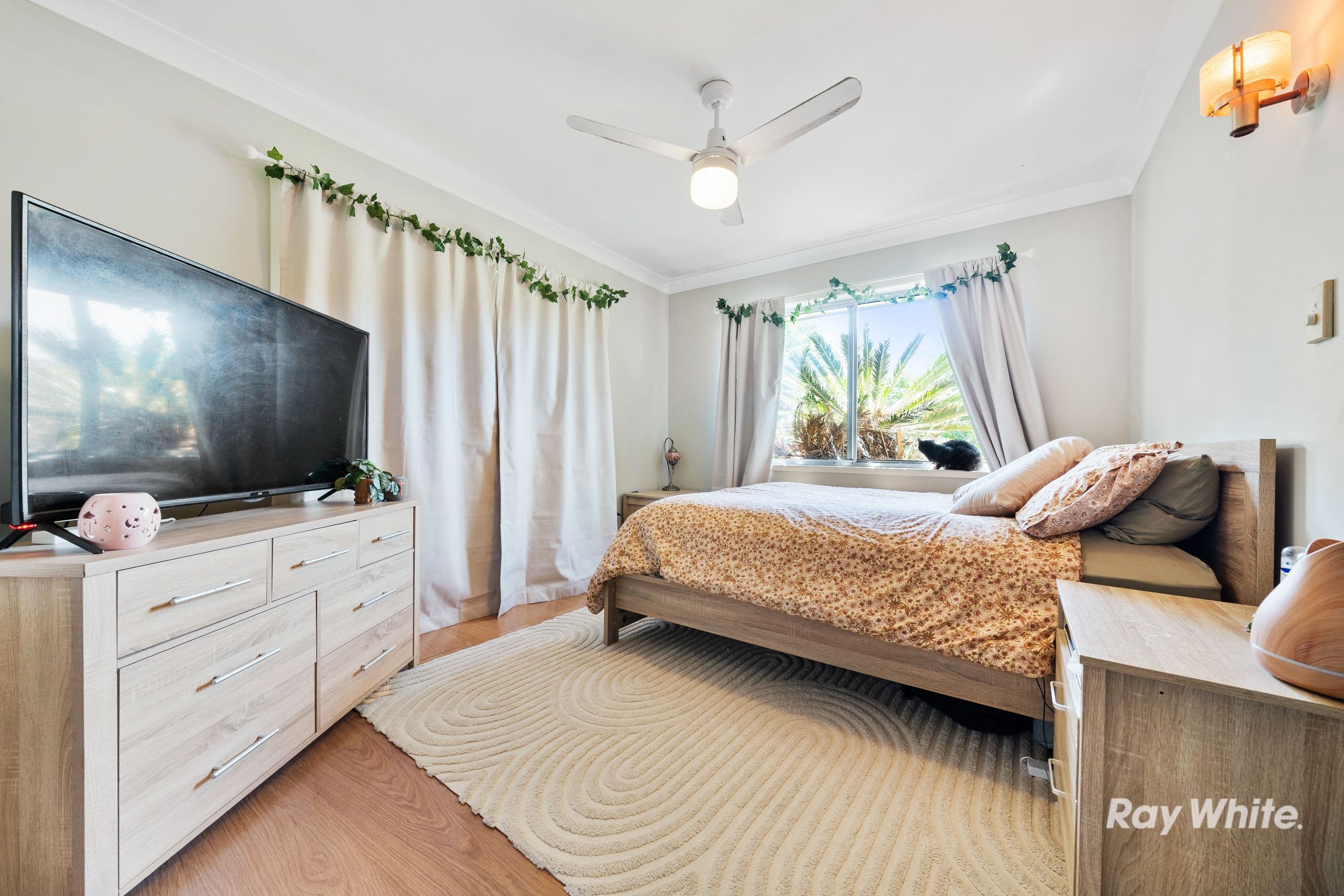 10 Lauretta Avenue, Springwood QLD 4127, Springwood - Thumbnail 8