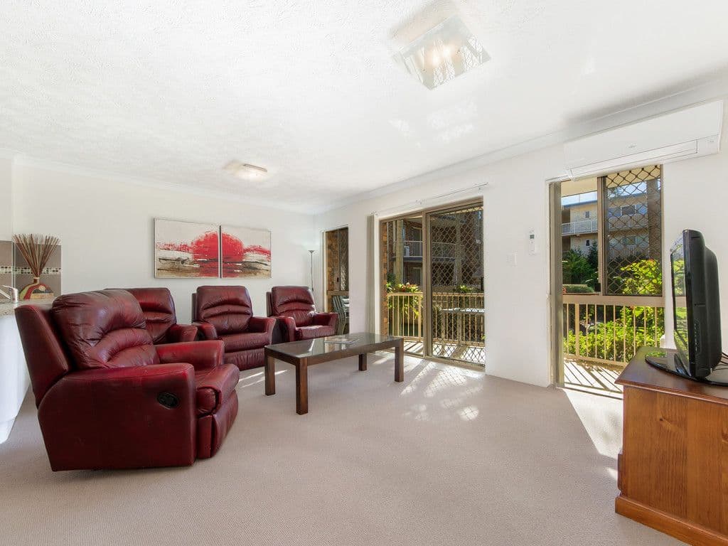 7 First Avenue, Burleigh Heads QLD 4220, Burleigh Heads - Thumbnail 6