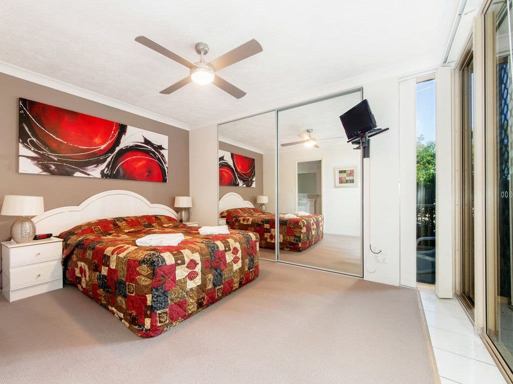 7 First Avenue, Burleigh Heads QLD 4220, Burleigh Heads - Thumbnail 8