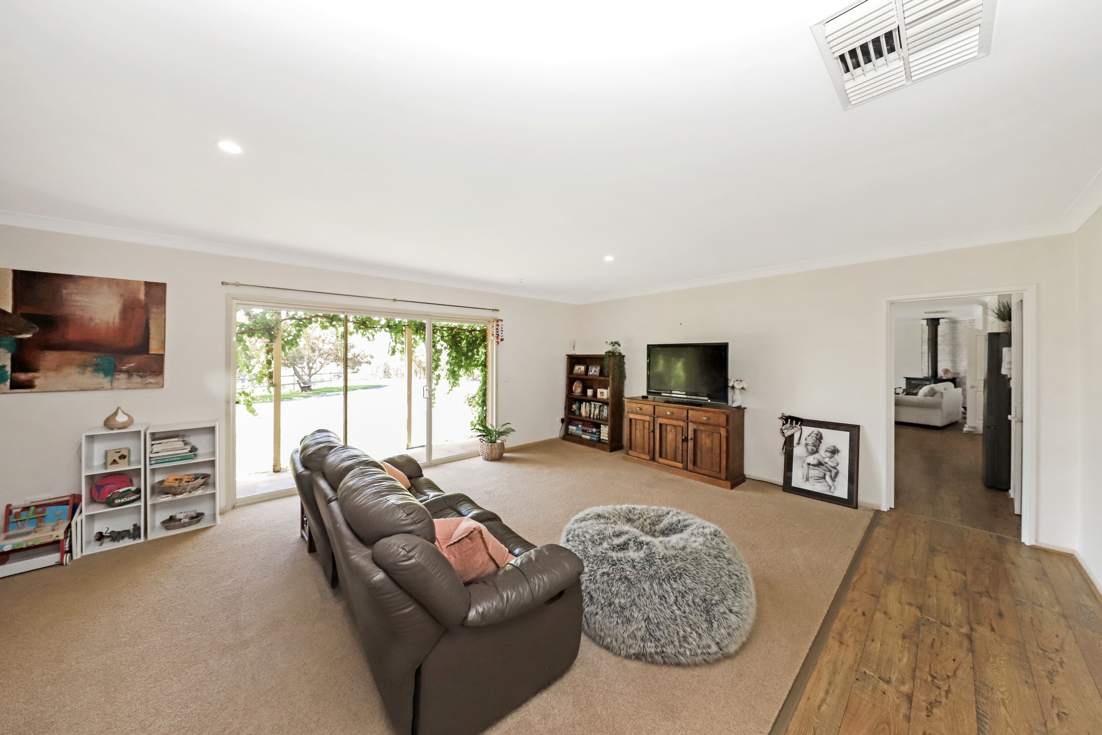 568 Snowy Mountains Highway, Tumut NSW 2720, Tumut - Thumbnail 3