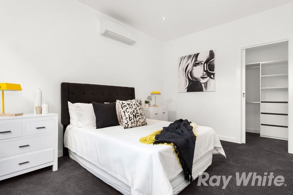 13 Carron Street, Coburg VIC 3058, Coburg - Thumbnail 4