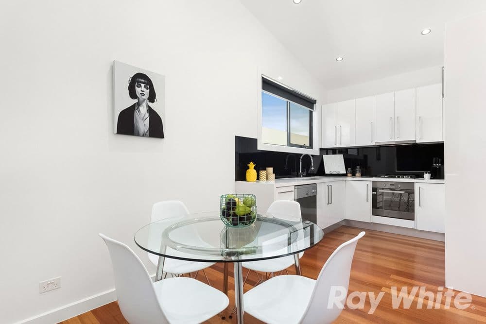 13 Carron Street, Coburg VIC 3058, Coburg - Thumbnail 5