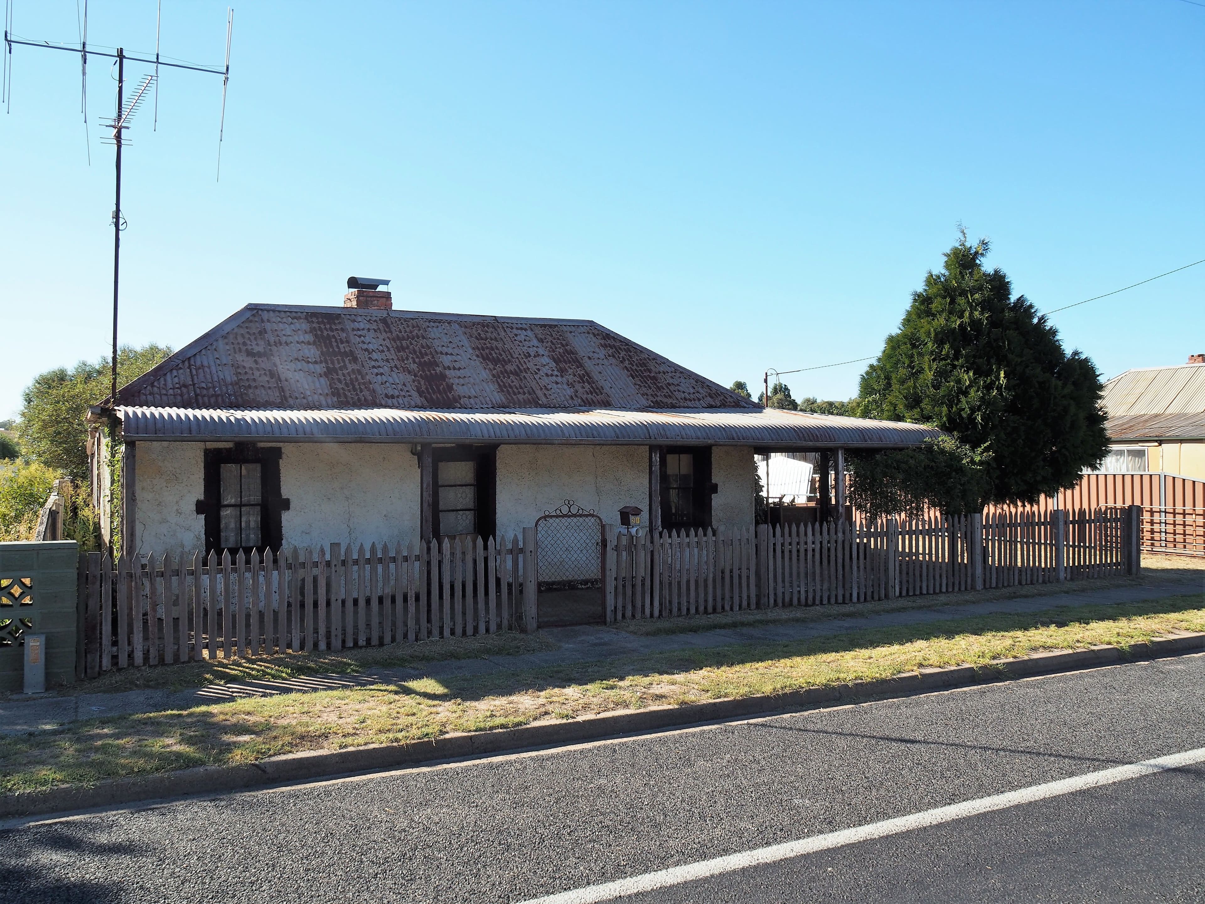 21 Rockley Street, Georges Plains - Image 1