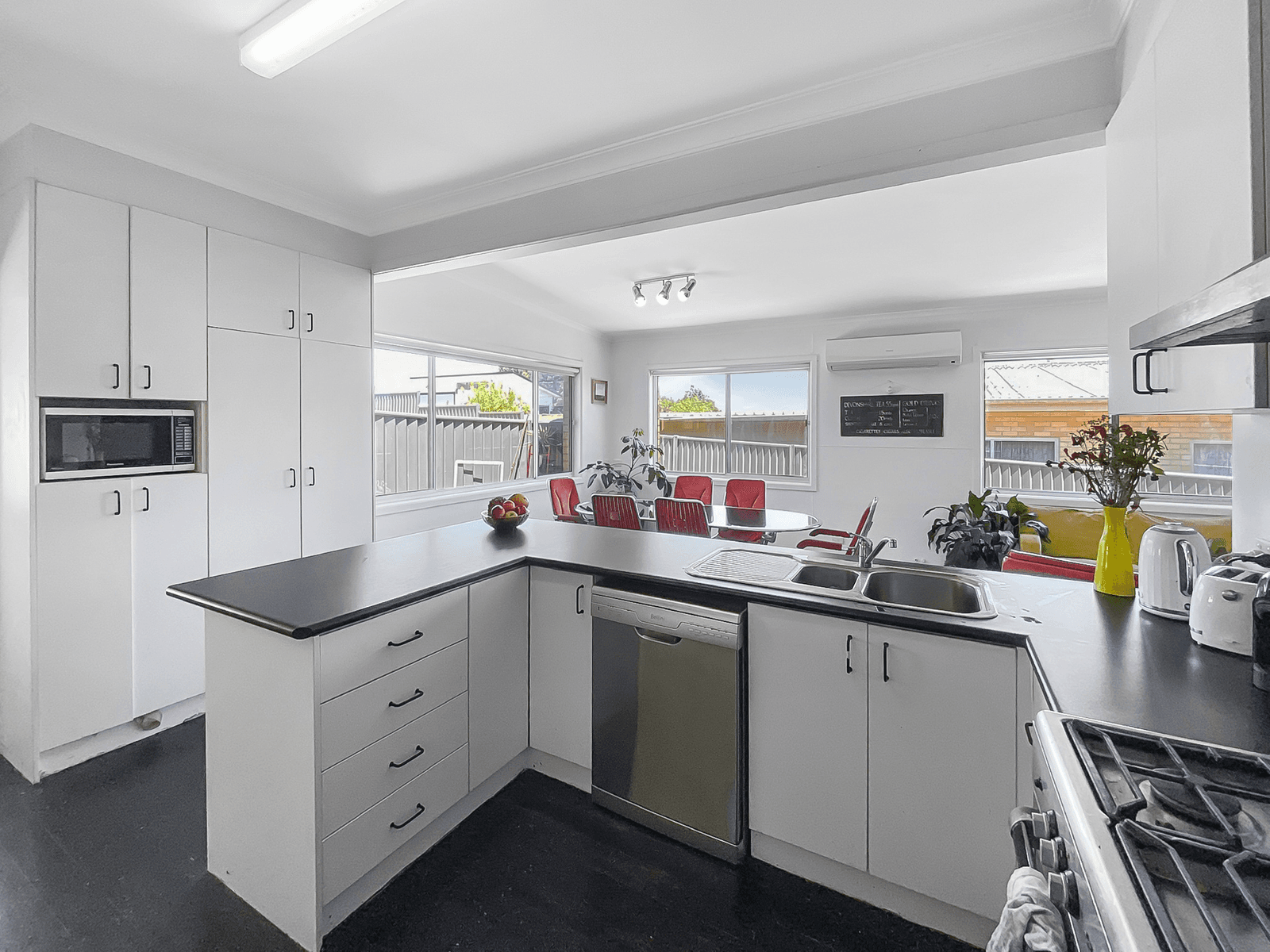 307 Walker Street, Ballarat North VIC 3350, Ballarat North - Thumbnail 7