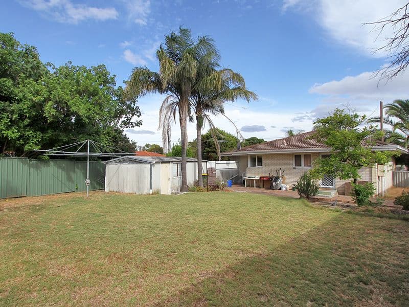 43 Casserley Avenue, GIRRAWHEEN WA 6064, Girrawheen - Thumbnail 5